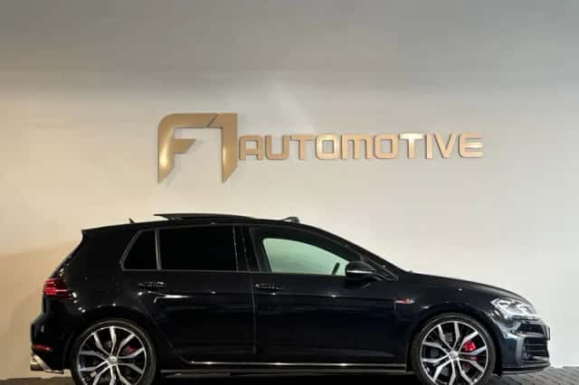 Volkswagen Golf (2017) thumbnail 10