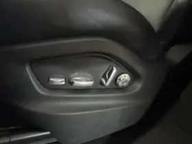 Porsche Cayenne (2019) thumbnail 16