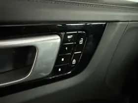 Porsche Cayenne (2019) thumbnail 19