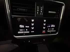 Porsche Cayenne (2019) thumbnail 25