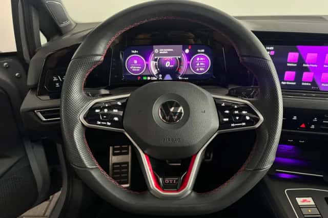 Volkswagen Golf (2022) thumbnail 13