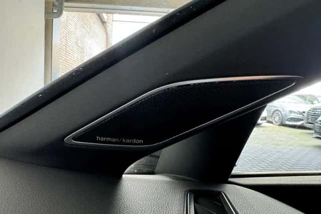 Volkswagen Golf (2022) thumbnail 18