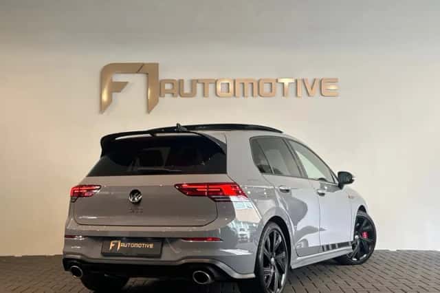Volkswagen Golf (2022) thumbnail 3