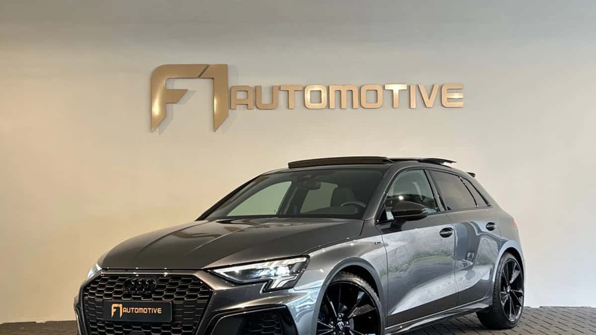 Audi A3 (2023) — foto 1