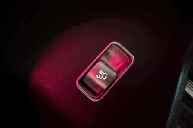Mercedes-Benz GLE (2020) thumbnail 21