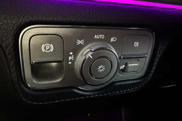 Mercedes-Benz GLE (2020) thumbnail 29