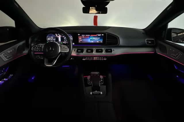 Mercedes-Benz GLE (2020) thumbnail 4