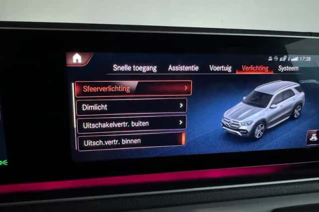 Mercedes-Benz GLE (2020) thumbnail 36