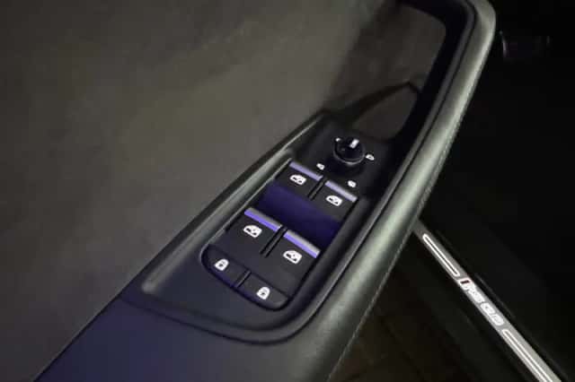 Audi RSQ8 (2022) thumbnail 25
