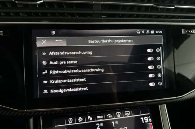 Audi RSQ8 (2022) thumbnail 47
