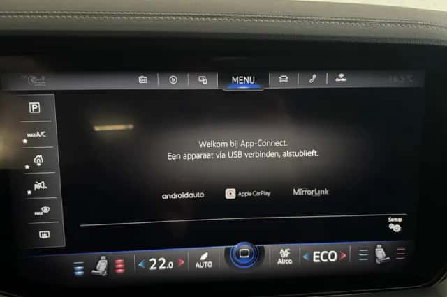 Volkswagen Touareg (2022) thumbnail 26
