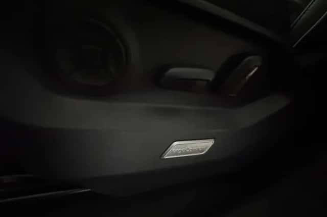 Volkswagen Touareg (2022) thumbnail 35