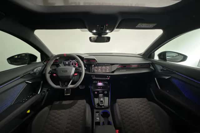 Audi RS3 (2025) thumbnail 4