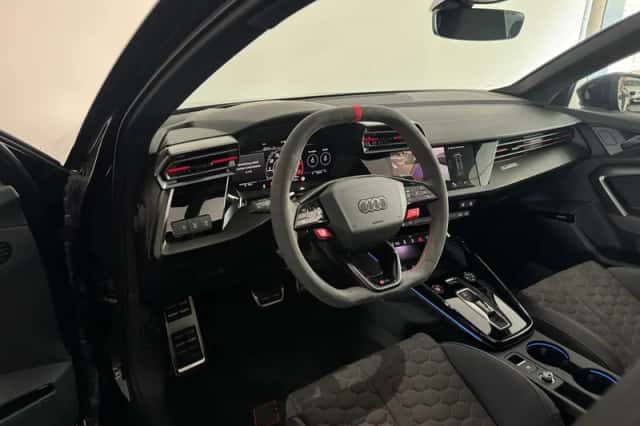 Audi RS3 (2025) thumbnail 5