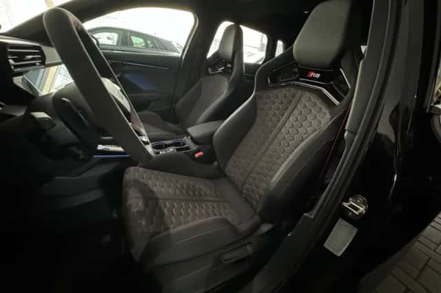 Audi RS3 (2025) thumbnail 6