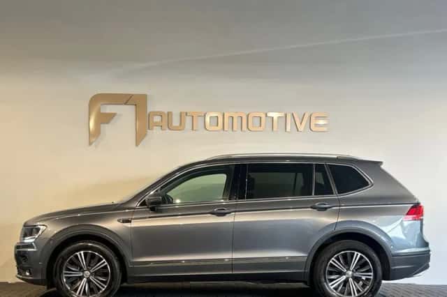 Volkswagen Tiguan (2018) thumbnail 12