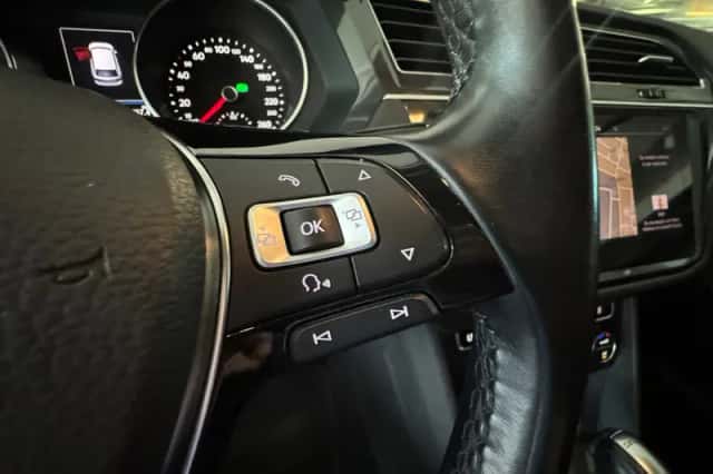 Volkswagen Tiguan (2018) thumbnail 14