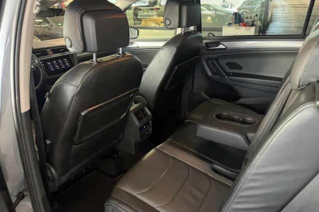 Volkswagen Tiguan (2018) thumbnail 22