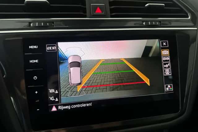 Volkswagen Tiguan (2018) thumbnail 27