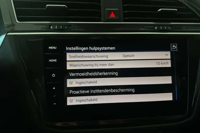 Volkswagen Tiguan (2018) thumbnail 33