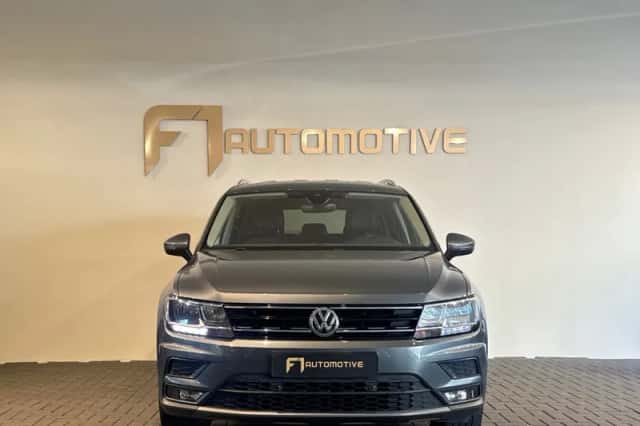 Volkswagen Tiguan (2018) thumbnail 9