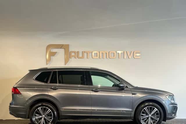 Volkswagen Tiguan (2018) thumbnail 10