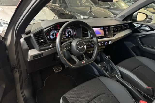 Audi A1 (2019) thumbnail 4