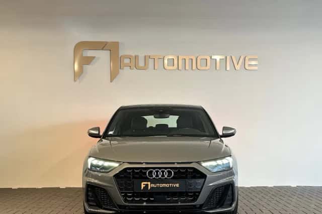 Audi A1 (2019) thumbnail 8