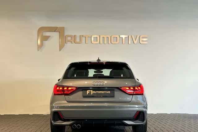 Audi A1 (2019) thumbnail 10