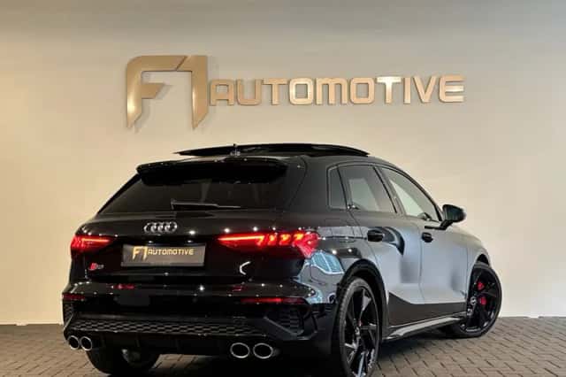 Audi S3 (2022) thumbnail 3