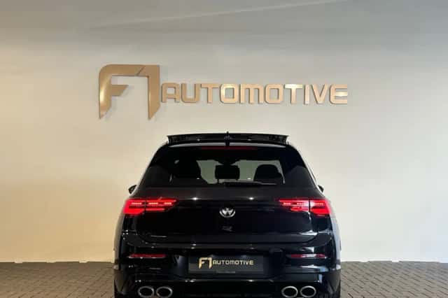 Volkswagen Golf (2023) thumbnail 11