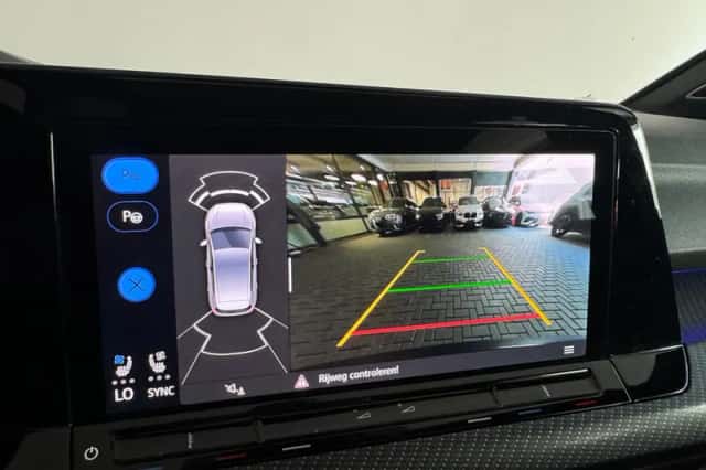 Volkswagen Golf (2023) thumbnail 27