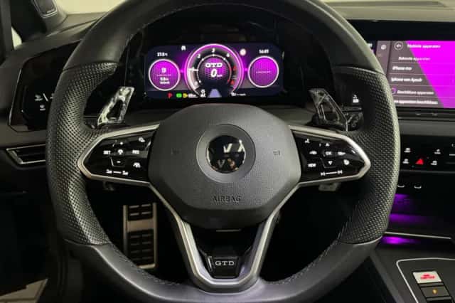Volkswagen Golf (2022) thumbnail 13