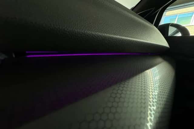 Volkswagen Golf (2022) thumbnail 24