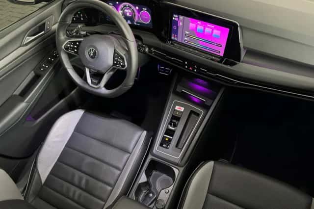 Volkswagen Golf (2022) thumbnail 33