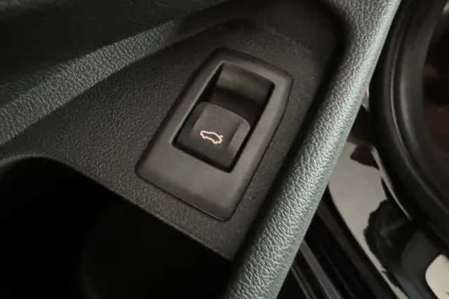 BMW M3 (2023) thumbnail 27