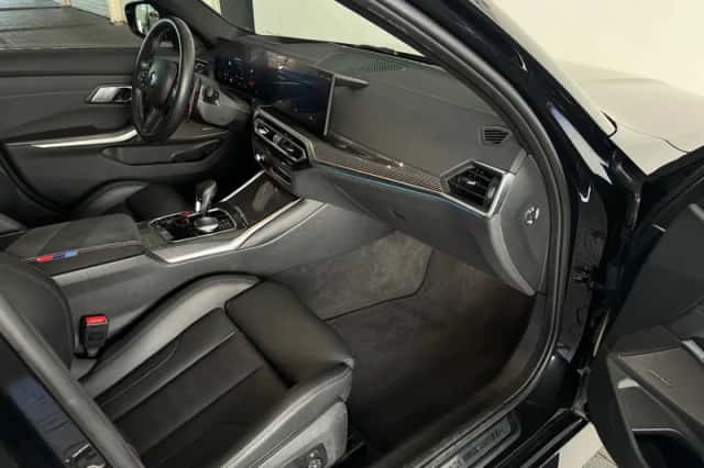 BMW M3 (2023) thumbnail 46