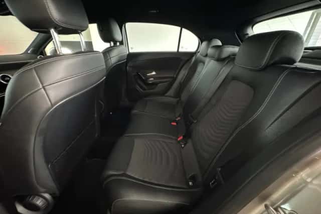 Mercedes-Benz A-Klasse (2019) thumbnail 14