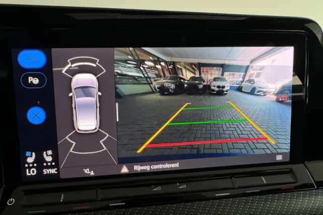 Volkswagen Golf (2023) thumbnail 29
