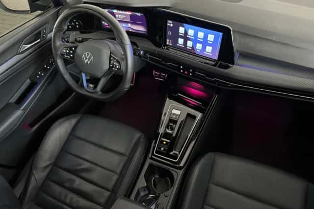 Volkswagen Golf (2023) thumbnail 35