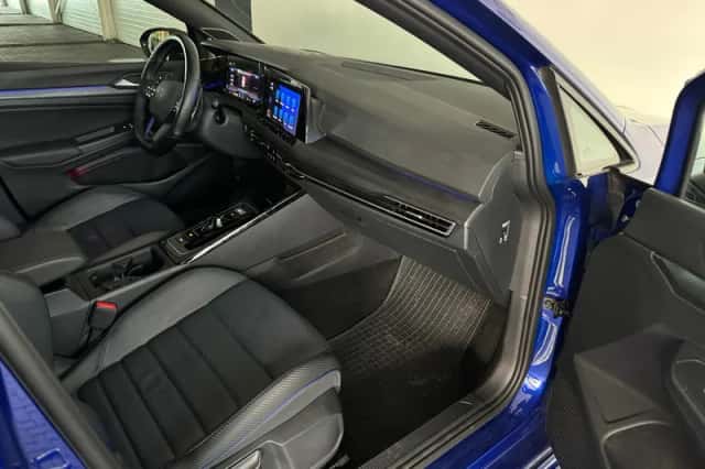 Volkswagen Golf (2023) thumbnail 36