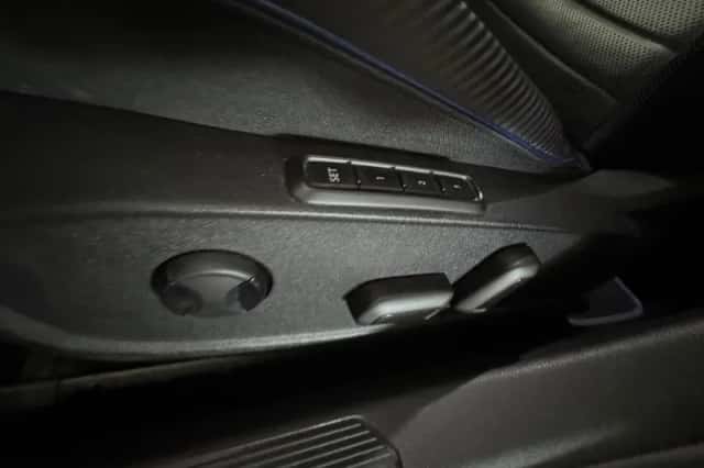 Volkswagen Golf (2021) thumbnail 18