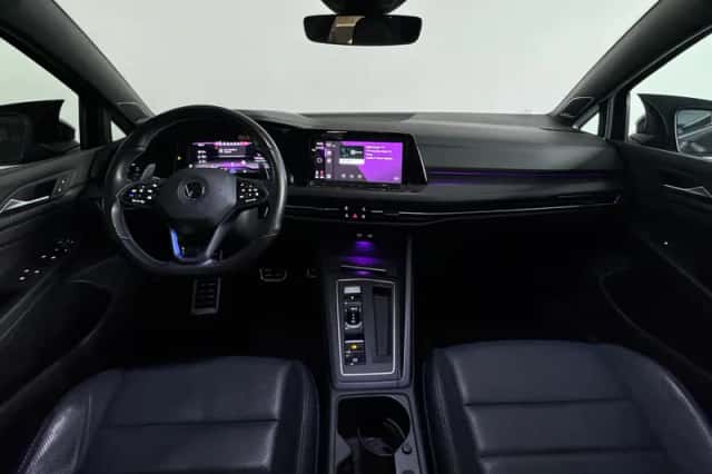 Volkswagen Golf (2021) thumbnail 4