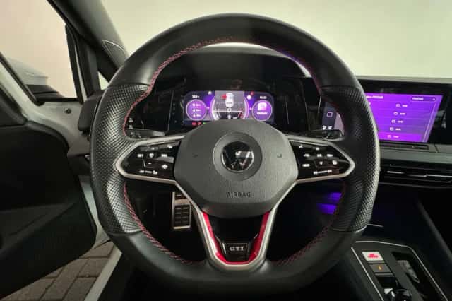 Volkswagen Golf (2021) thumbnail 13