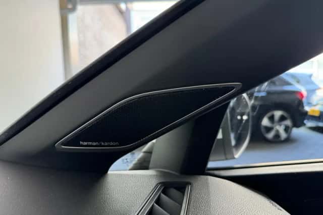 Volkswagen Golf (2021) thumbnail 16