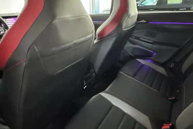 Volkswagen Golf (2021) thumbnail 22