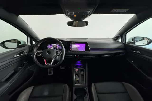 Volkswagen Golf (2021) thumbnail 4