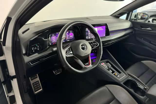 Volkswagen Golf (2021) thumbnail 5
