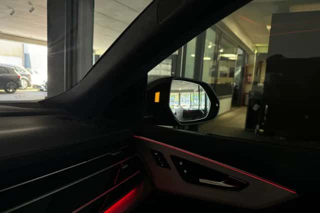 Audi Q8 (2023) thumbnail 18