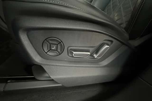 Audi Q8 (2023) thumbnail 19